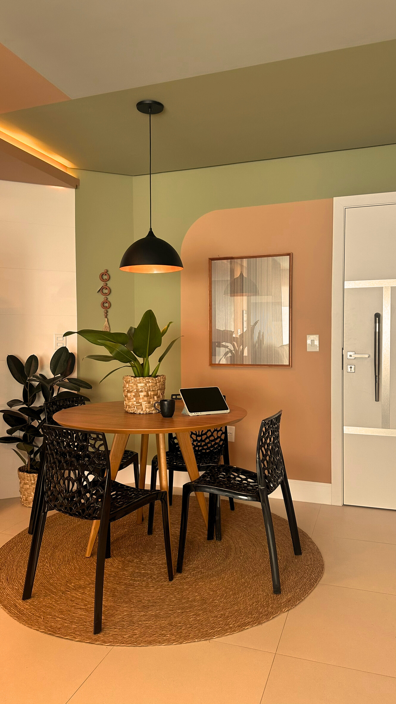 Ambiente com projeto de pintura criativa